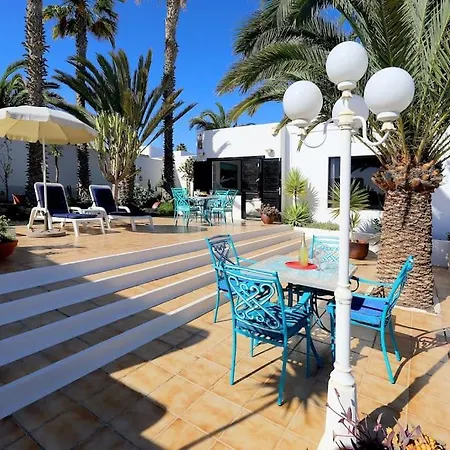 Dom wakacyjny Jazmin, 3 Bed In Mojones Puerto del Carmen (Lanzarote)