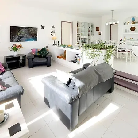 Jazmin, 3 Bed In Mojones Σπίτι διακοπών *