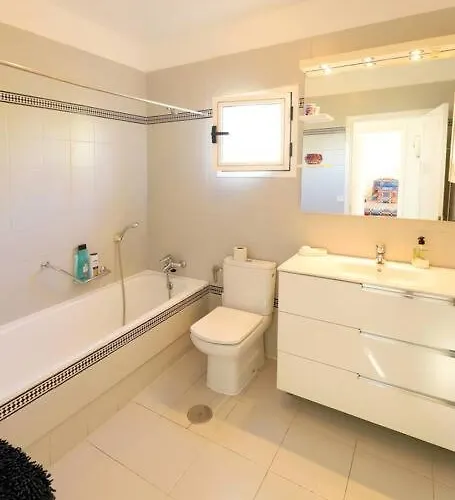 Jazmin, 3 Bed In Mojones Tatil Evi Puerto del Carmen (Lanzarote)